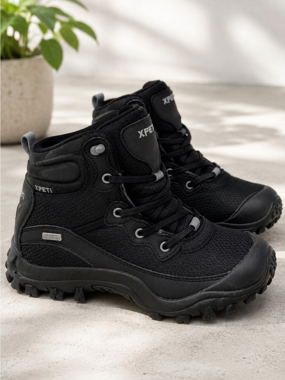 XPETI Black Women's Hiking Boots